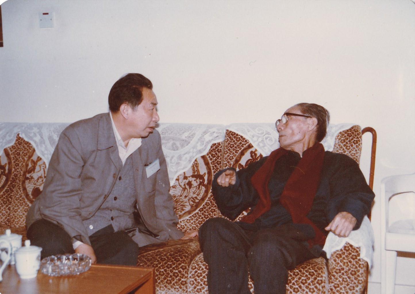 文革期间,影协的资料大部分遭毁,遗失,经历文革的劫难之后,程季华先生