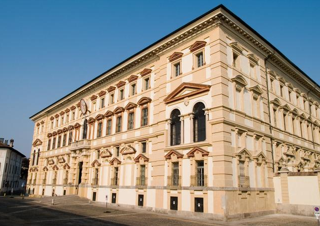 我是16届美术生一枚 想去意大利留学 想知道意