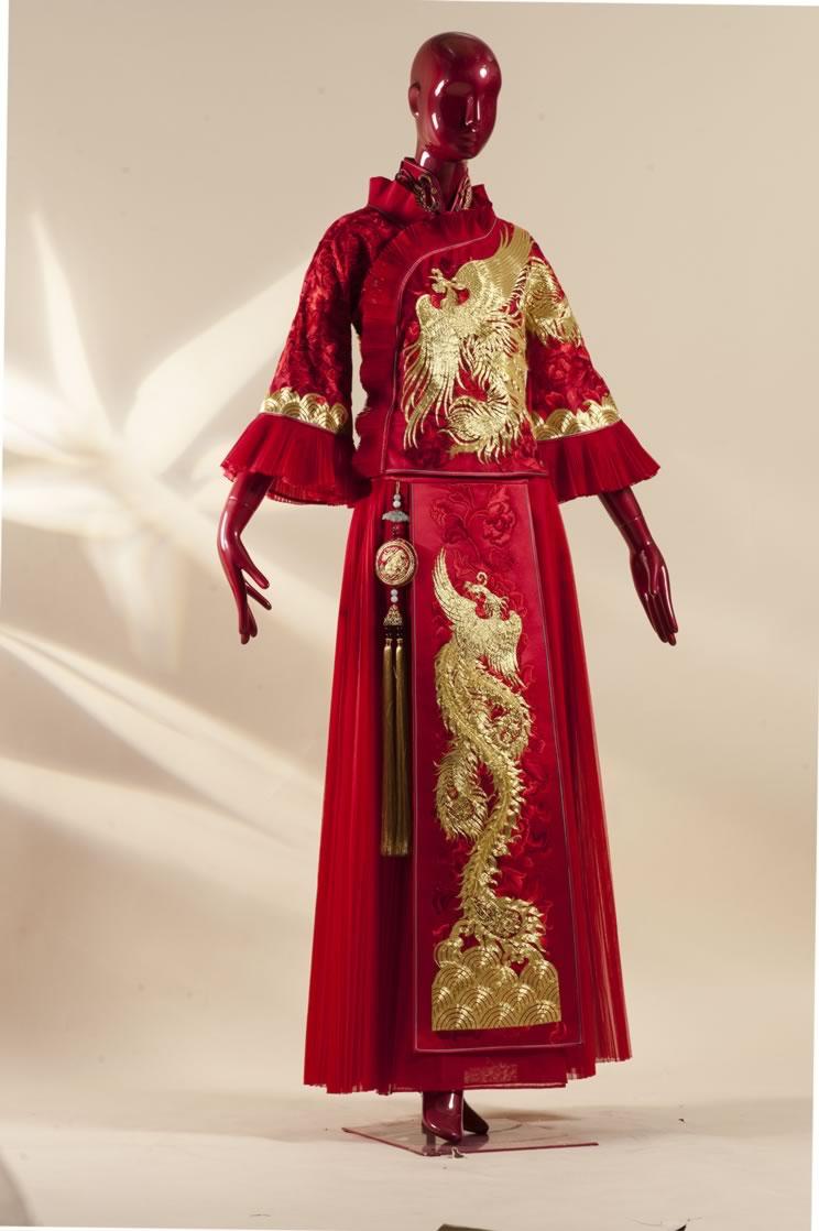 川松为你揭晓惊艳世人的中式嫁衣那些女星们穿过的百万定制