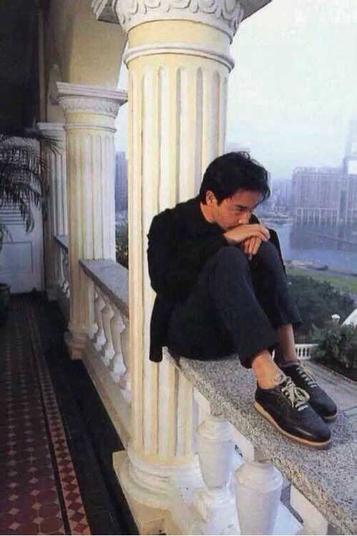 你是从哪一刻爱上张国荣的? - River 的回答 - 知