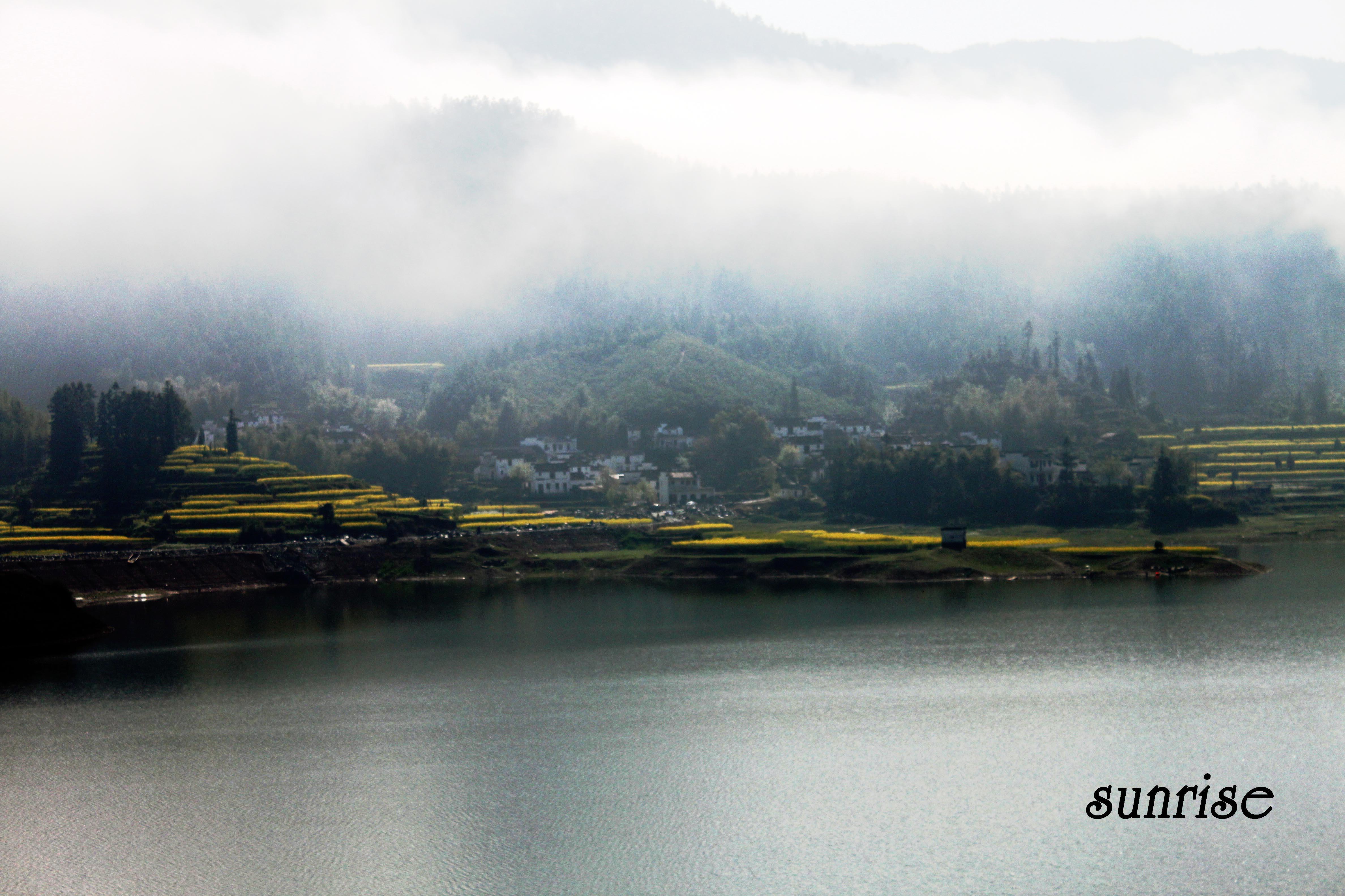 三月底四月初适合去哪玩?一个人。