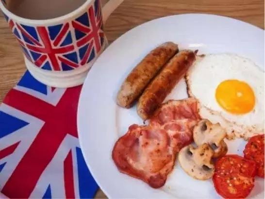 非常好奇,从历史到现在,英国与法国都有哪些有