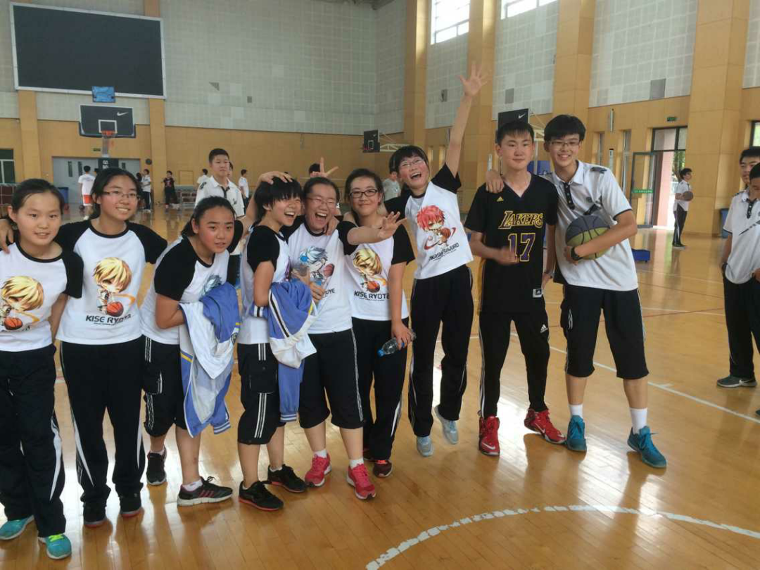 女生打好篮球的技巧? - 老八的回答