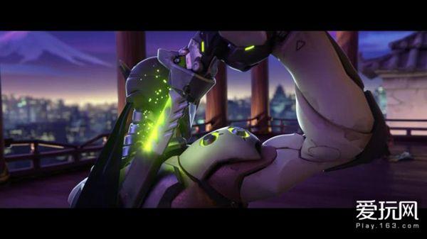 源氏是机器人啊!他拔刀的时候手可以伸长啊!