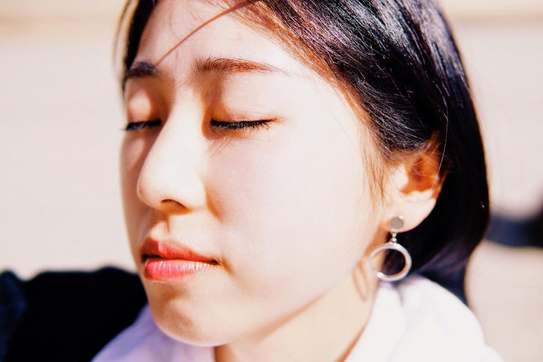 索尼A6000微单适合经常拍风景和人像的初学者