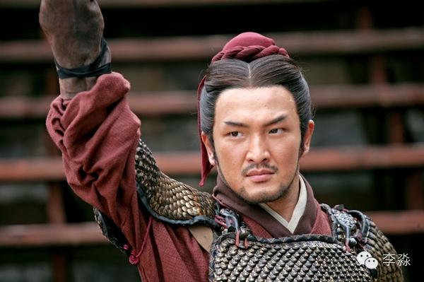 海老藏(十一代目),前者曾经出演过《赤壁》中的「甘兴(甘宁甘兴霸)」