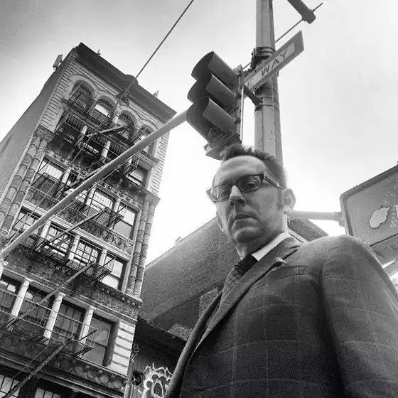 poi里我最喜欢的就是finch,宅总很多次做的选择都给我带来了很大的