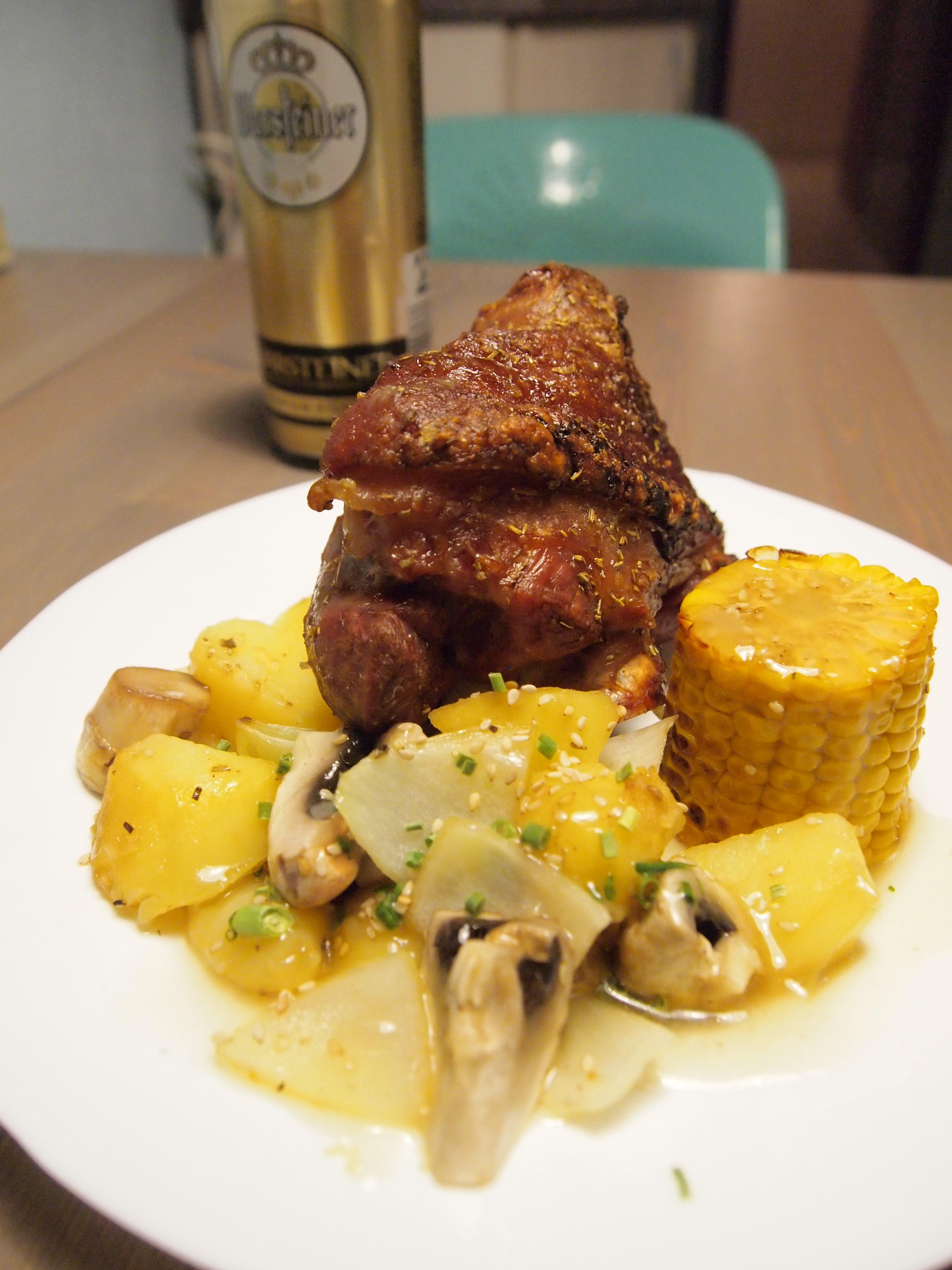 如何烹饪德国大肘子schweinhaxen