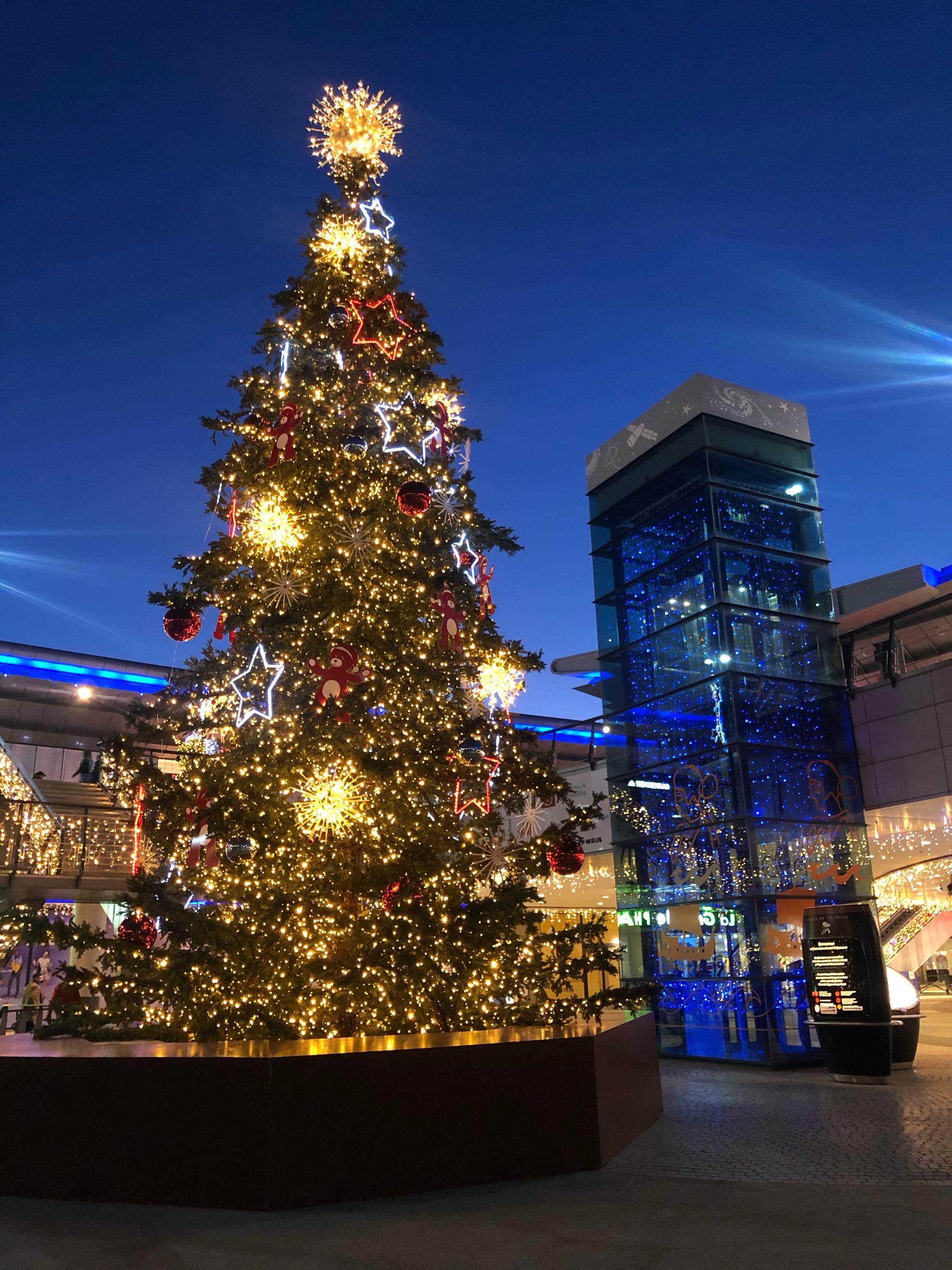 有没有遇到过让你感到心动的圣诞街景?