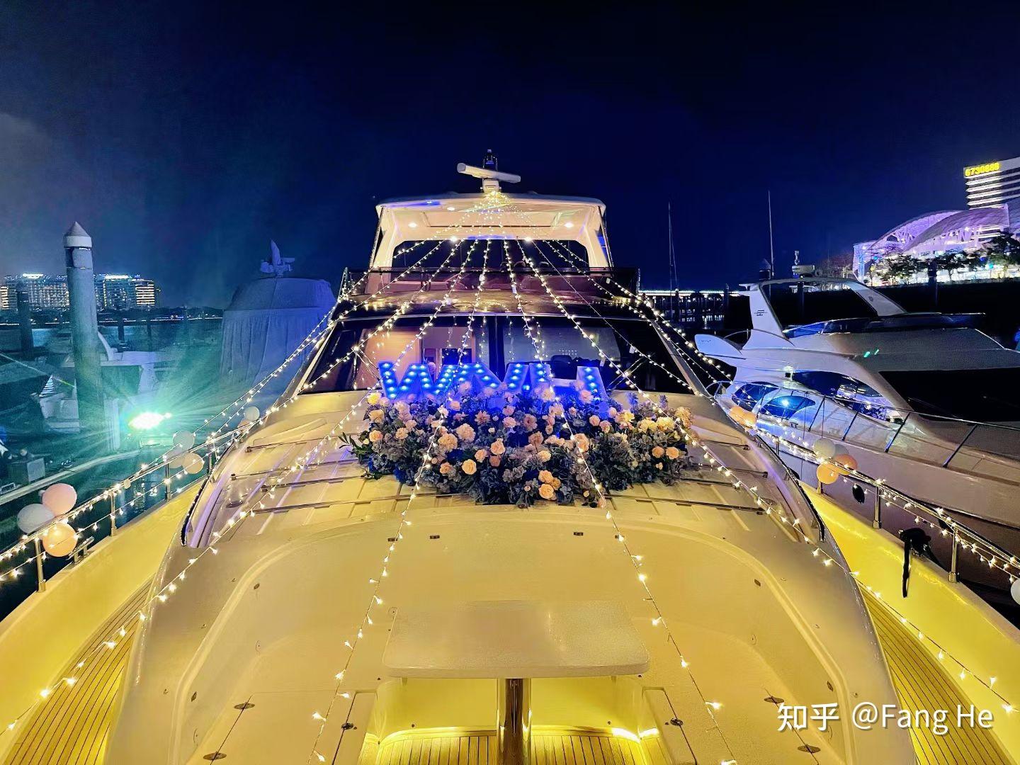 闺蜜同学聚会商务接待,家庭聚会游艇出海约起来全球豪华游艇租赁经纪