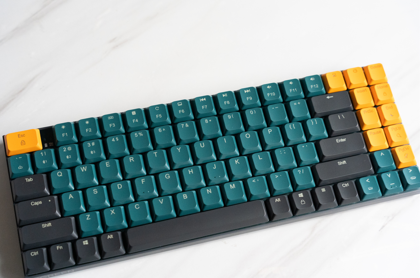 键盘也玩起了内卷绿联ku102键盘深度体验分享