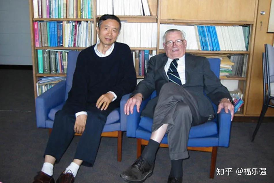 杨小凯用技术模仿代替制度变革会产生很高的长期代价