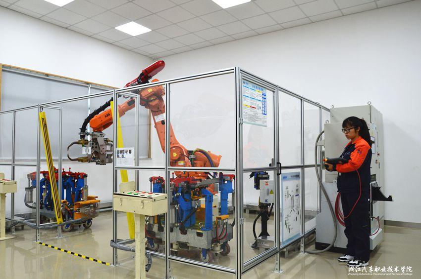 工业机器人技术