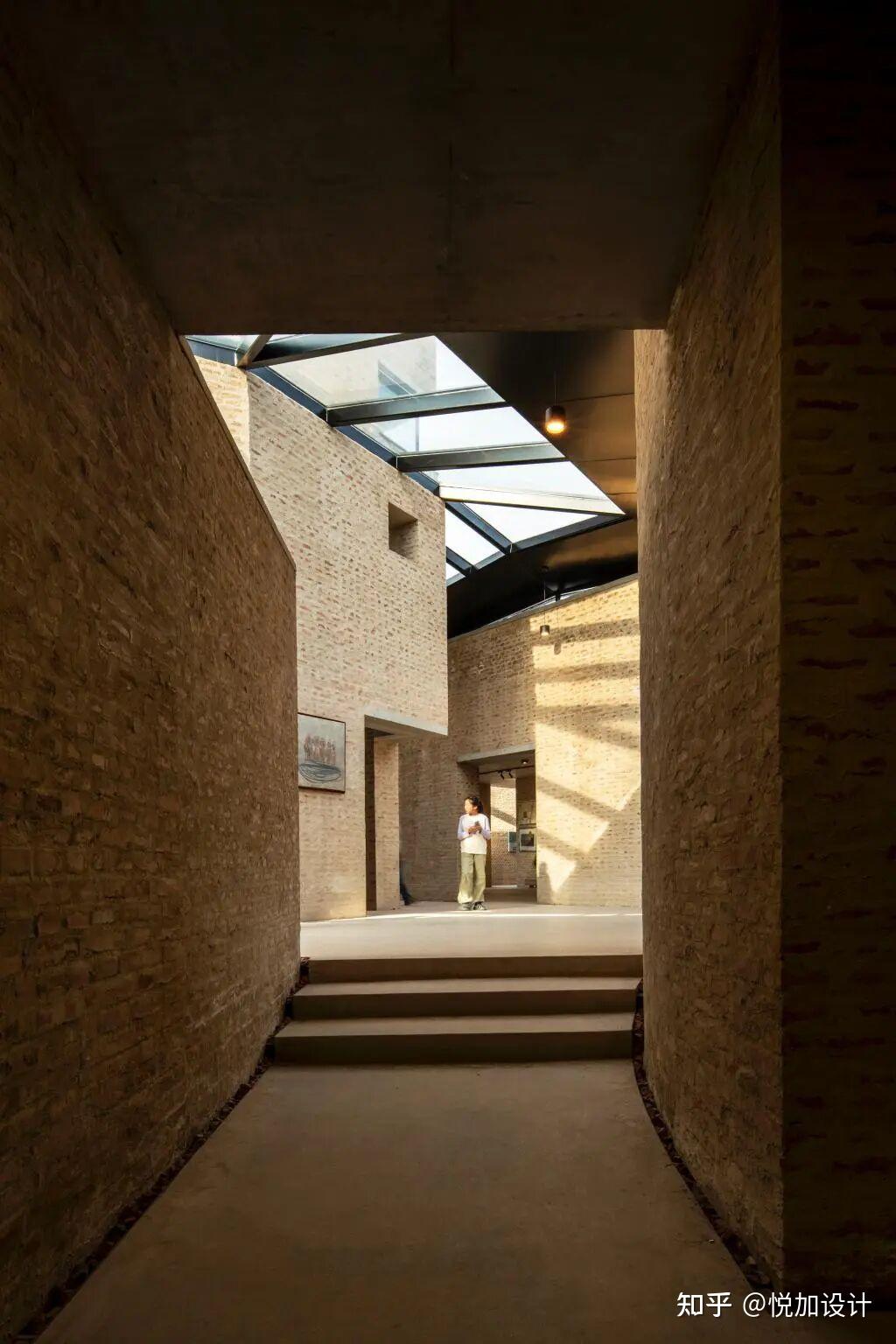 建筑考研热点-张鹏举院士经典建筑案例解析——地域建筑学:平实建造 - 知乎