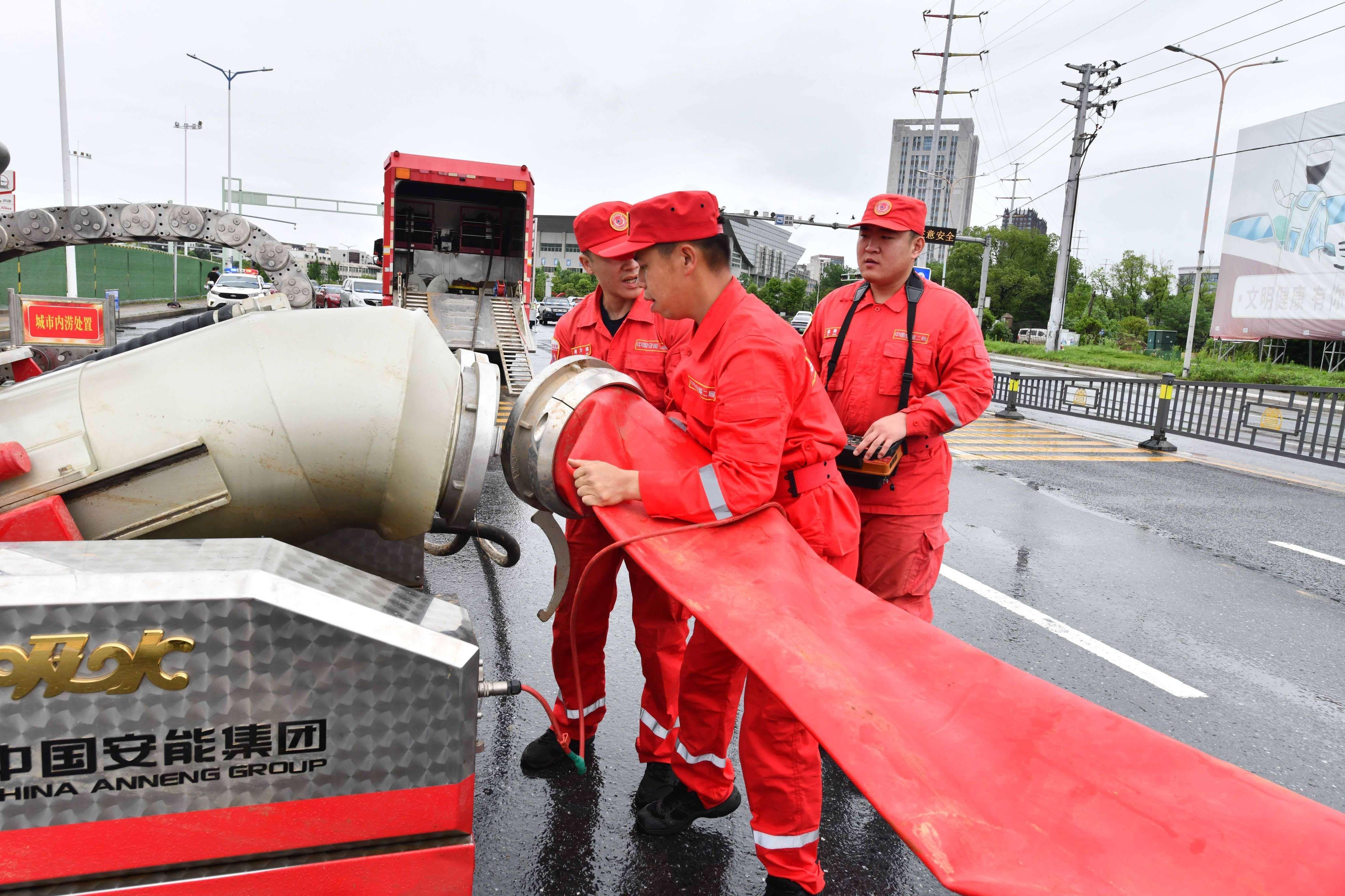 下步,双方将继续深化合作,不断提高防汛抢险的应急救援水平,确保在