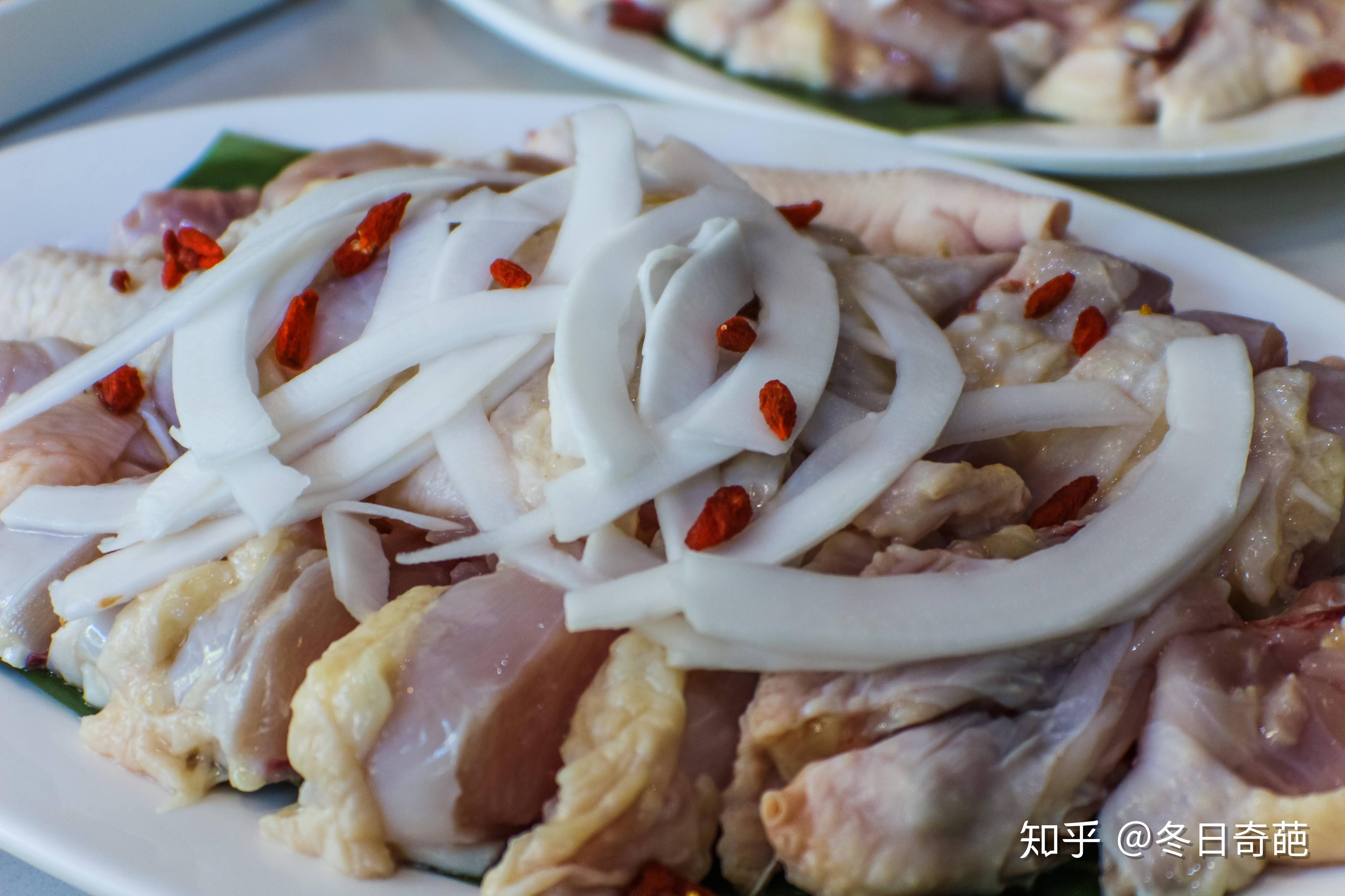 三个椰子一只鸡吃出地道海南味