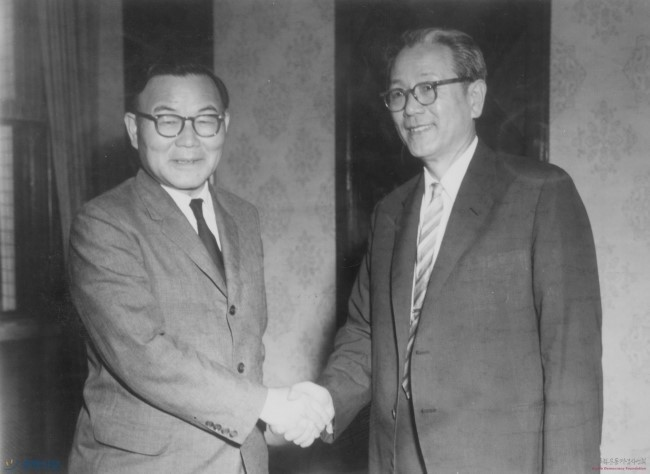 韩国民主党系政党(민주당계 정당)(上) - 知乎