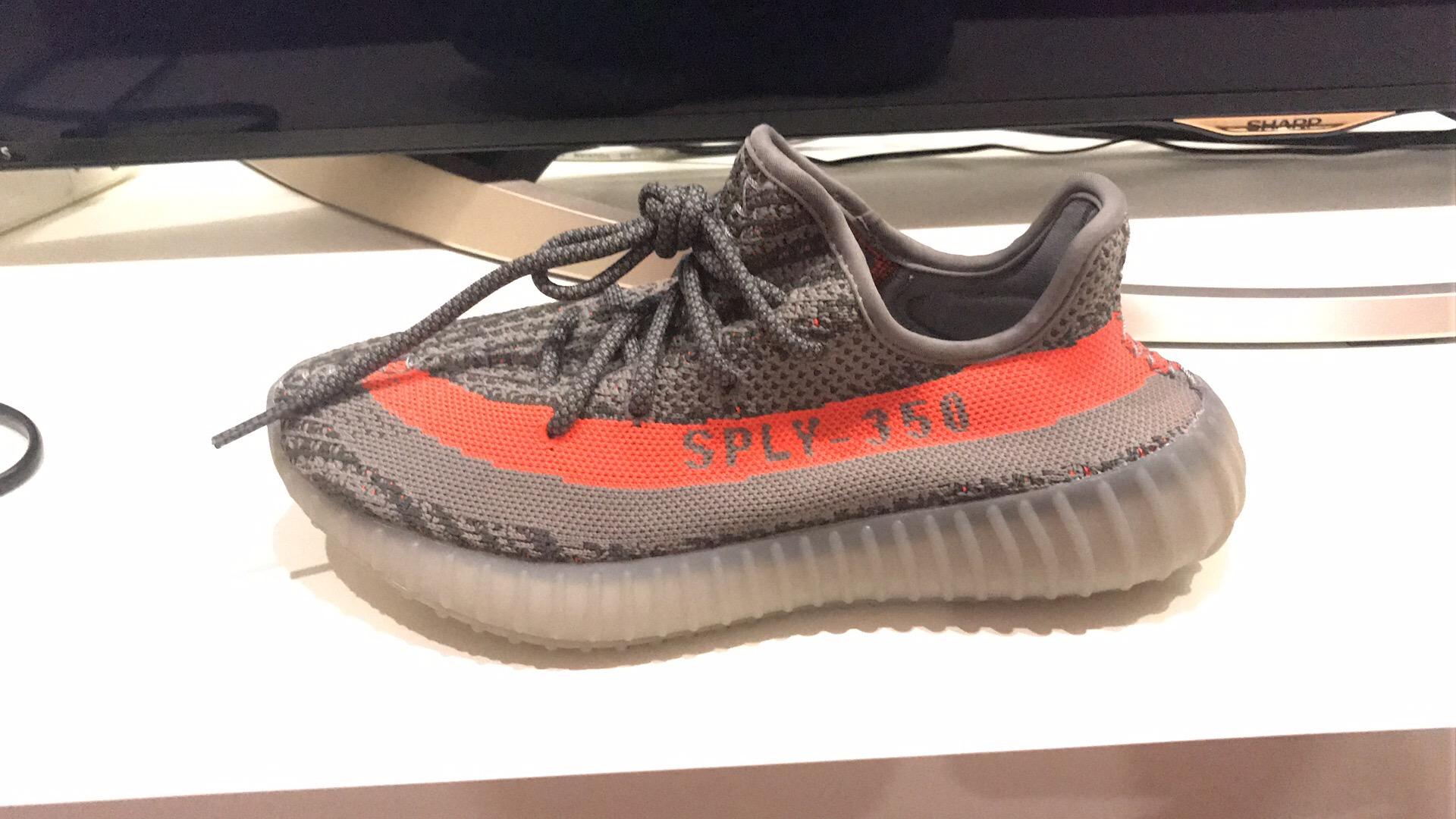 求大神鉴定yezzy350灰橙
