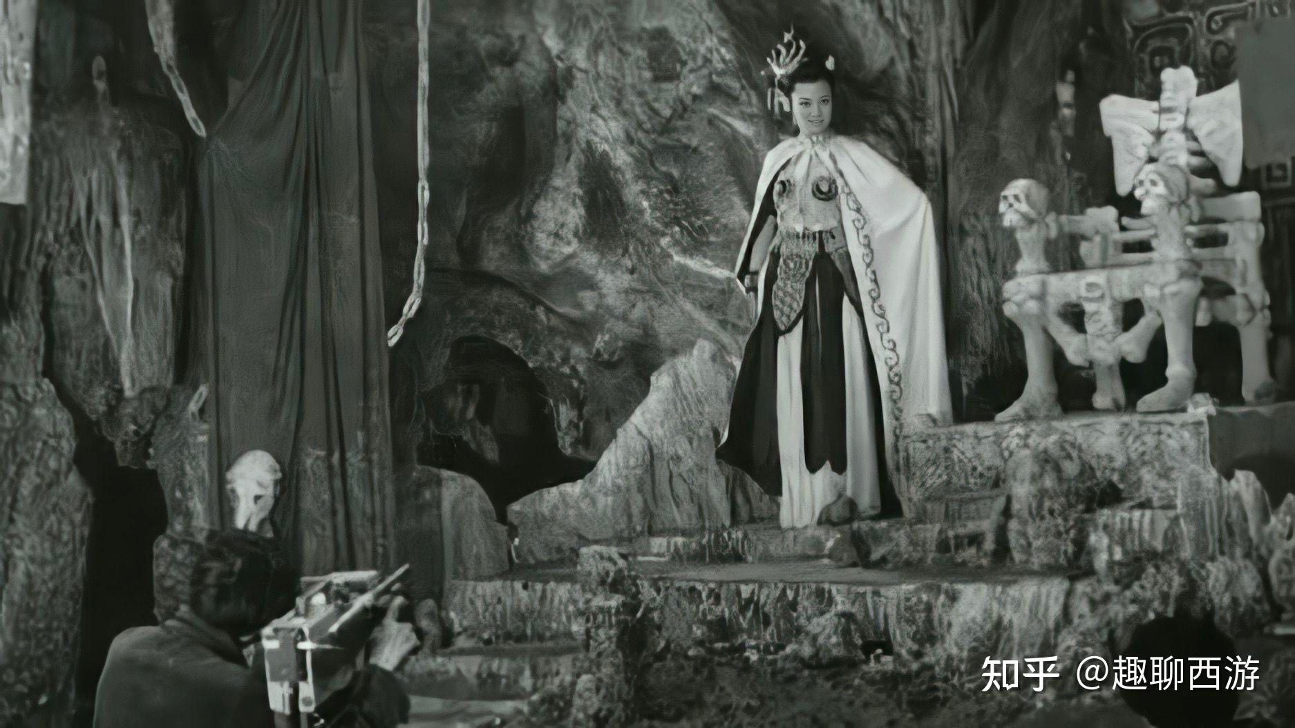 两版白骨精之谜,杨春霞饰演洞内白骨精,沈慧芬饰演洞外白骨精 - 知乎