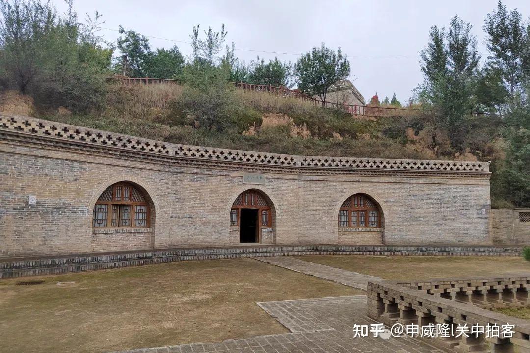 桃林山庄:参观榆林市邓宝珊将军纪念馆