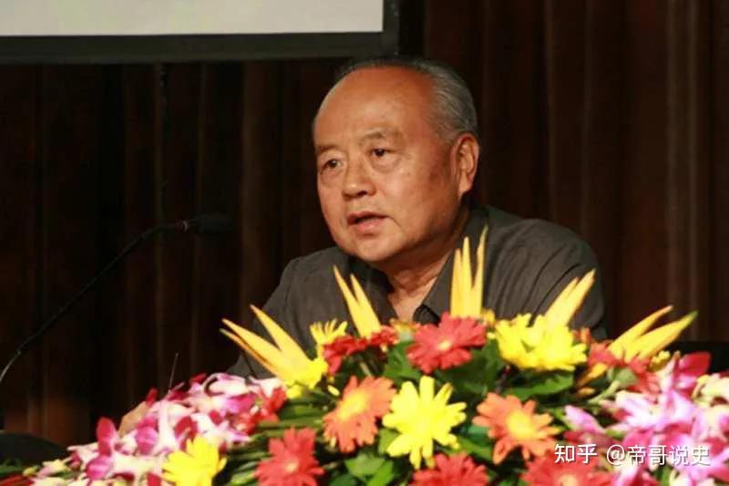 周总理去世后,众人欲让叶剑英致悼词,叶帅却说:若论资历只有一人合适 - 知乎