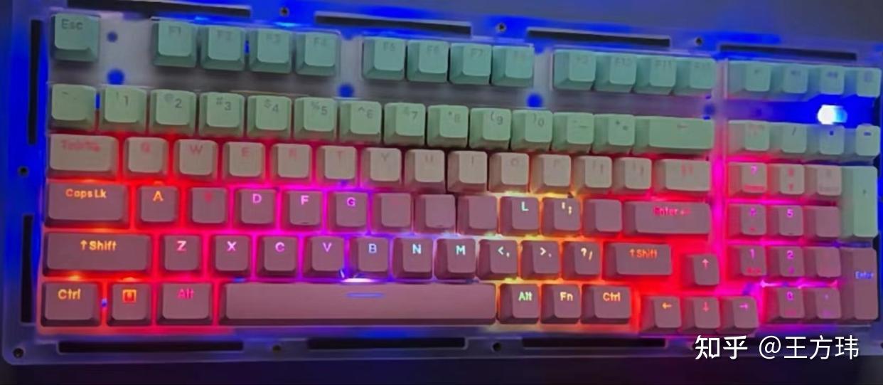机械键盘的RGB灯光是什么？市面上带有RGB灯光的机械键盘推荐