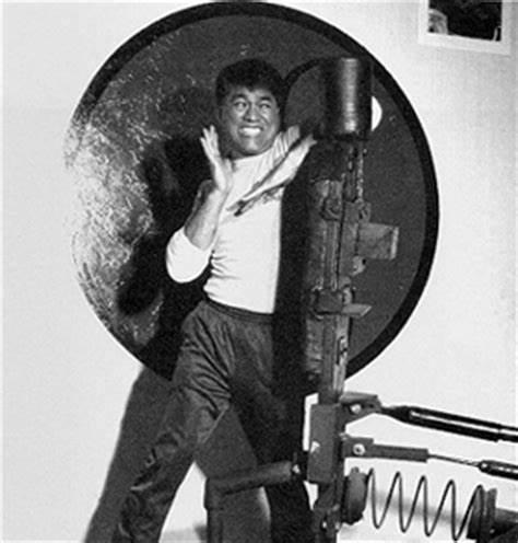 奥克兰截拳道李小龙弟子严镜海一系