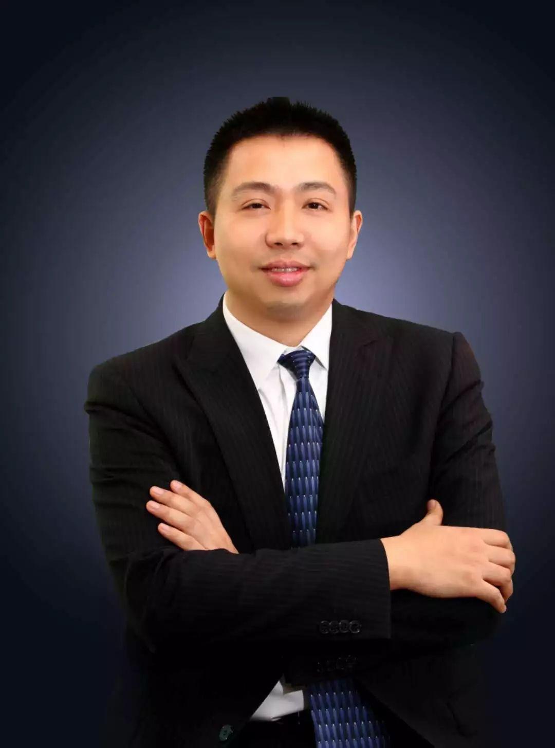 陈鹏辉感受到的行业变化,他和他的客户们投身其中并获得迅猛发展的