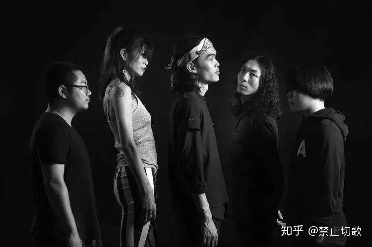 后朋"疯医"摇滚新乡的爆炸乐队"麻兹妈"疯医的孪生兄弟"backspace"迷