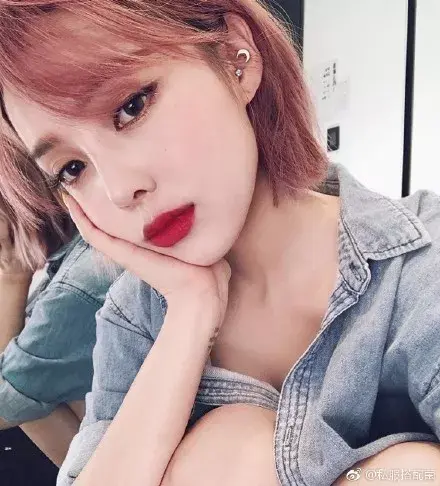 化妆堪比易容的韩国美妆大神pony 不仅会化还会穿 知乎