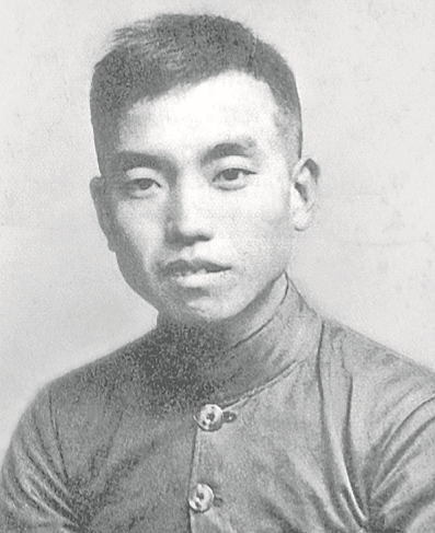 萧克面对敌军巧施妙计两次造成敌机误炸终成开国第一名上将