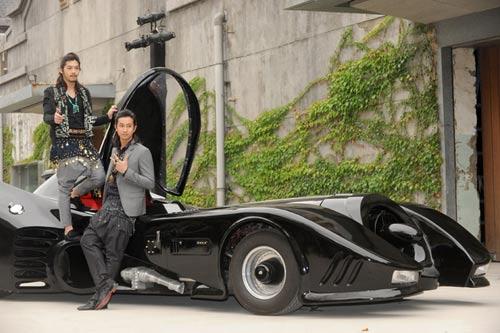 周杰伦没有拍照的蝙蝠车这个大家的青春是个超级"蝙蝠侠"迷,痴迷到