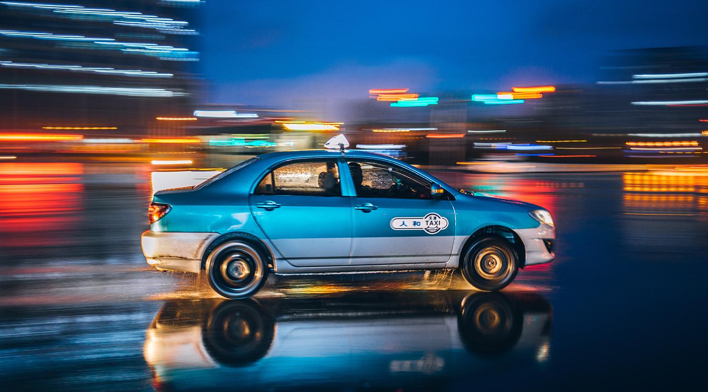 如何拍摄动静结合的照片不用三脚架