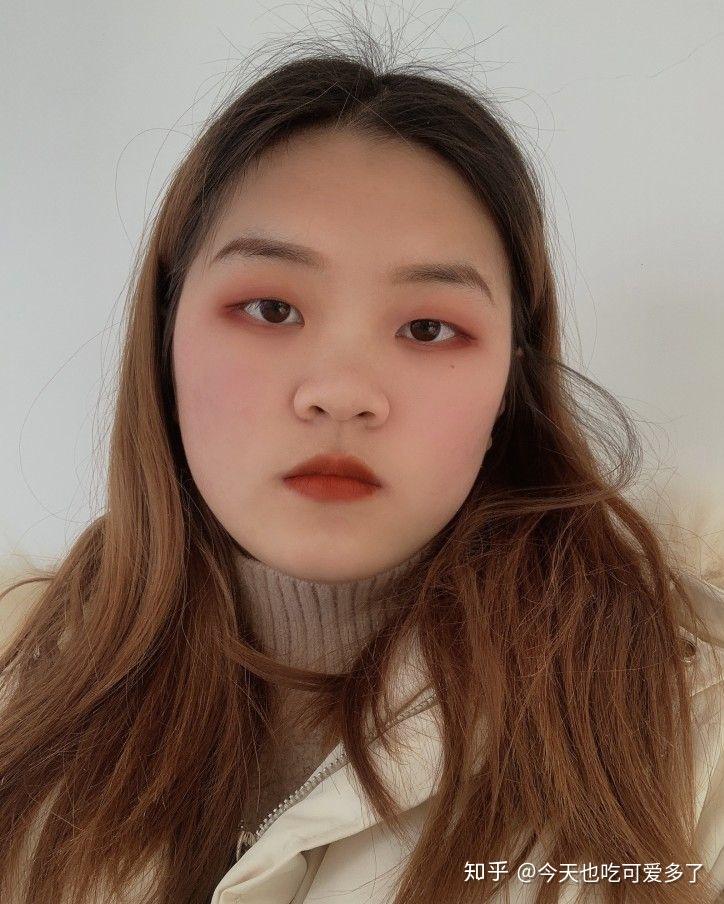 为什么有的人小眼睛大鼻子大嘴巴还很好看