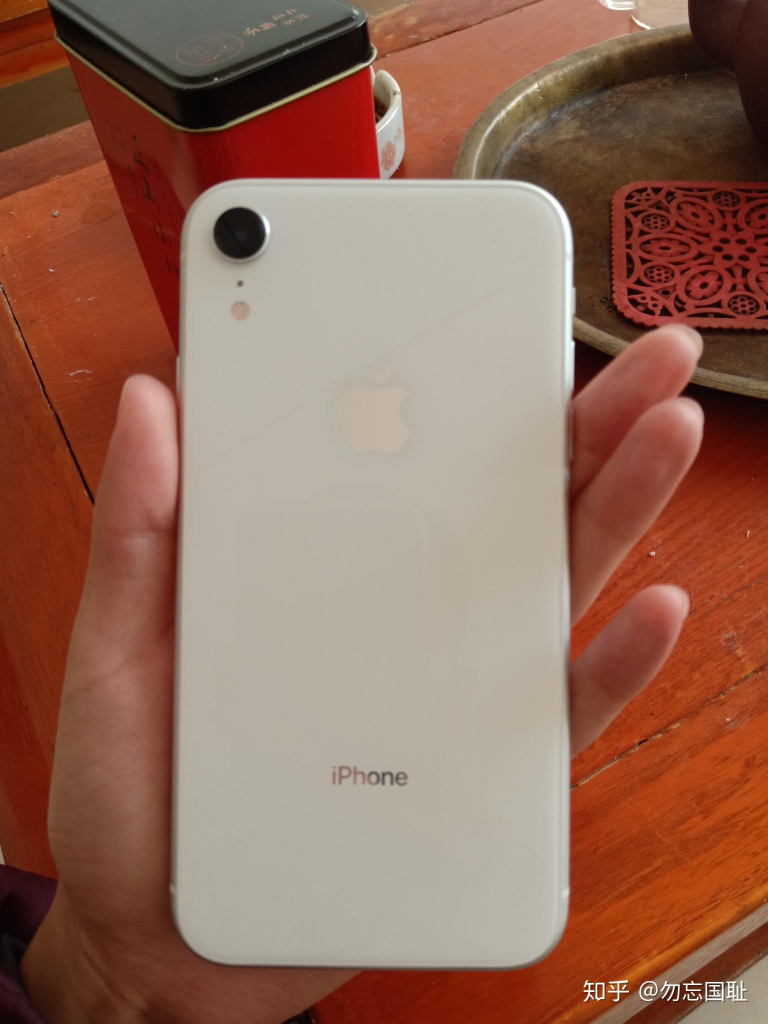 出个国行白色iphonexr,刚买一个多月,现在出