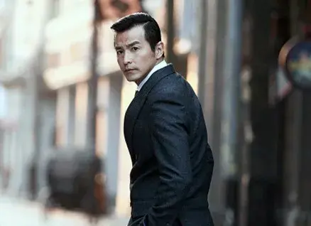 演毕金庸古龙大侠,新加坡武侠剧巅峰过后的李铭顺将往何处? - 知乎