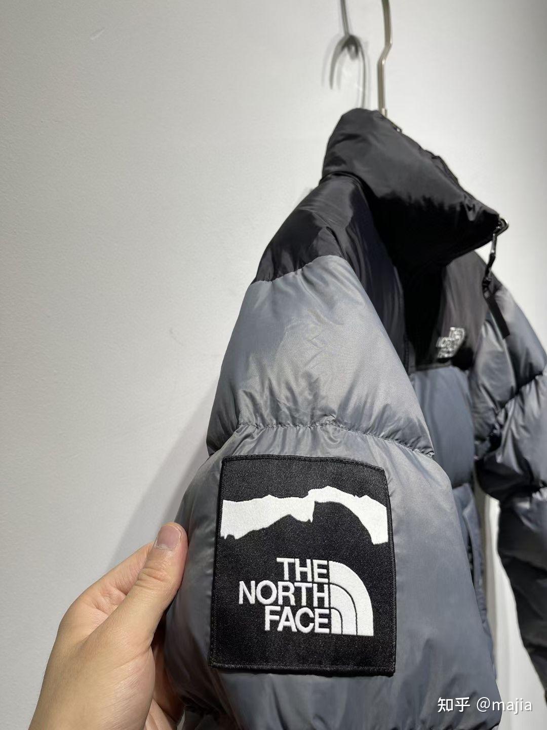 北面联名款羽绒服男女同款