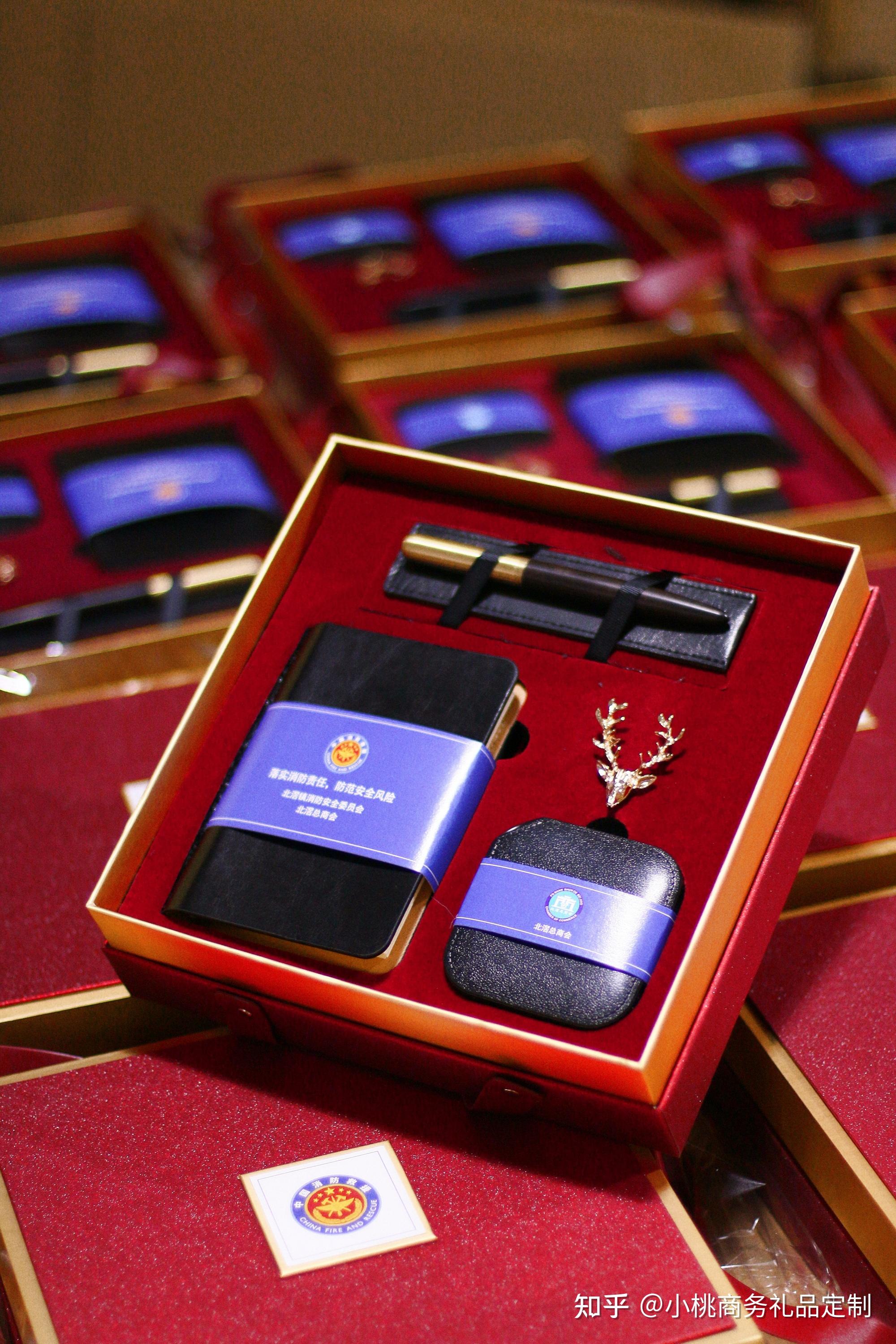 商务伴手礼定制注重质感与细节