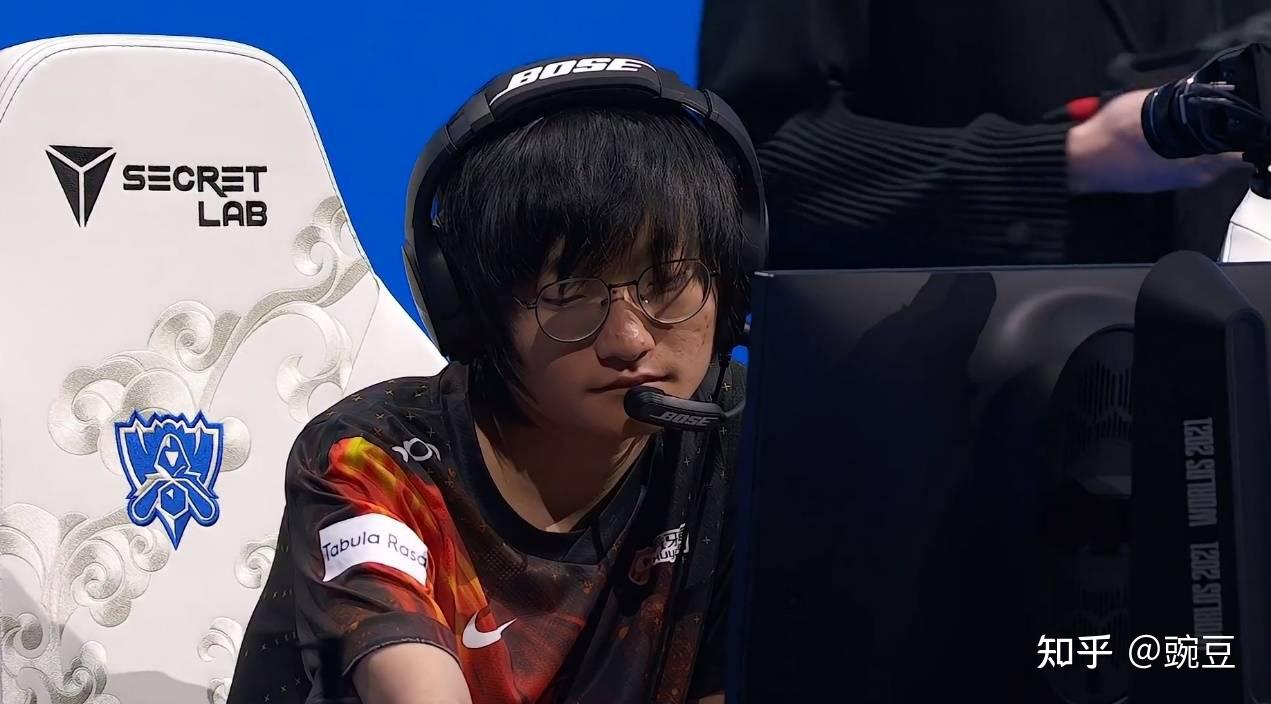 LPL:小天黑点被公开,消极比赛嘴队友,对外装可怜,队内凶巴巴 - 知乎