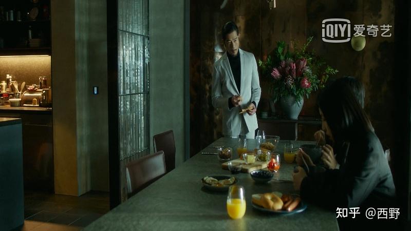 电影秘密访客解析1