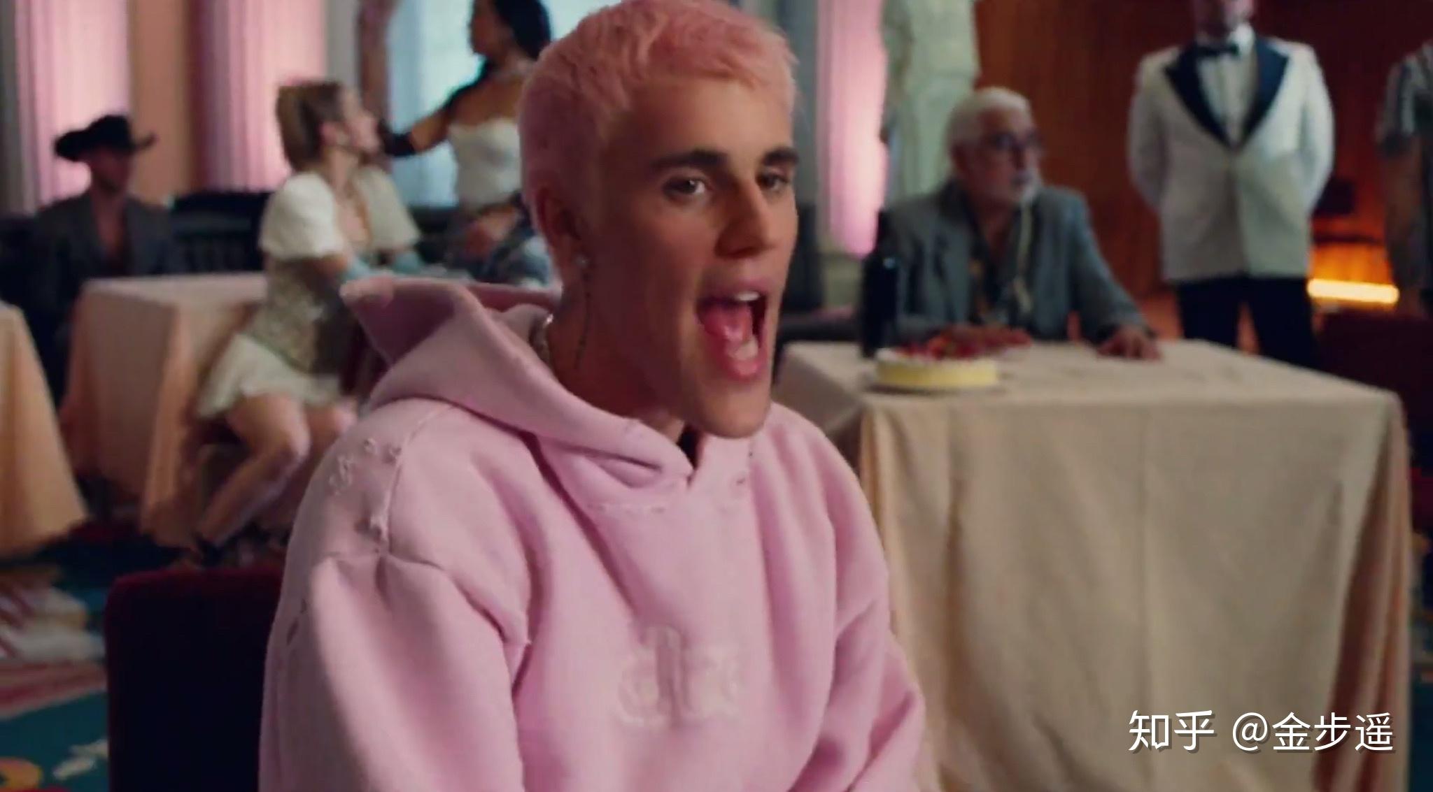 如何看待justin bieber   yummy>> mv的阴谋论?