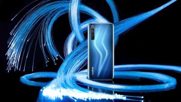 realme首发高通骁龙720g和联发科heliog80印度开卖