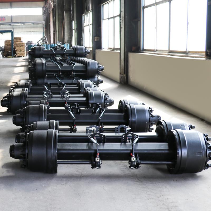 与断开式车桥相比,整体式车桥的设计更为简单,能提供的载重力和扭力也