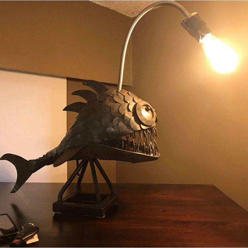 在家diy一个食人鱼台灯一天赚一百块