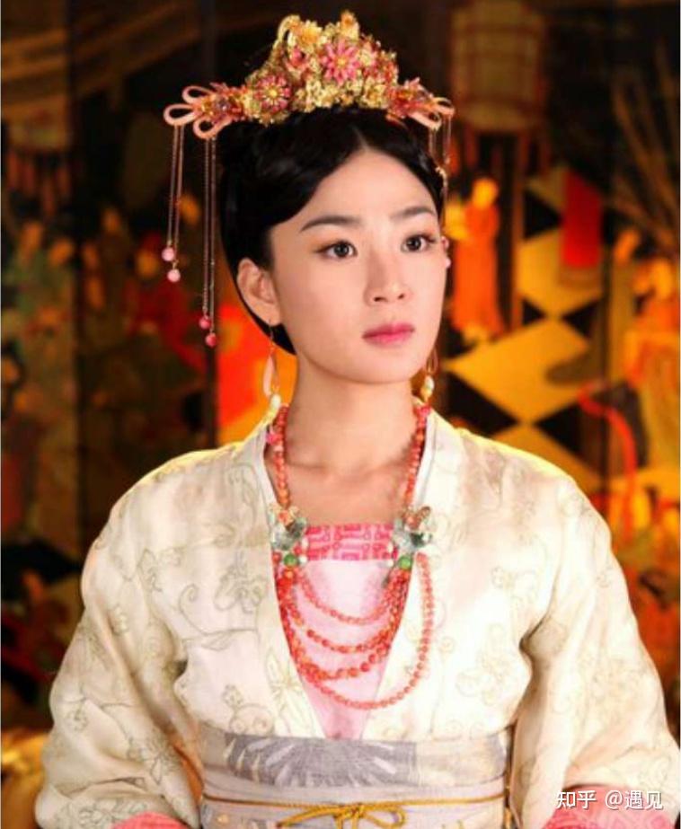 之后的几年里她又相继出演了《无敌珊宝妹》《完美丈夫》《单身公主