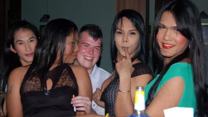 既当保姆又陪睡扒一扒泰国真实的租妻现象