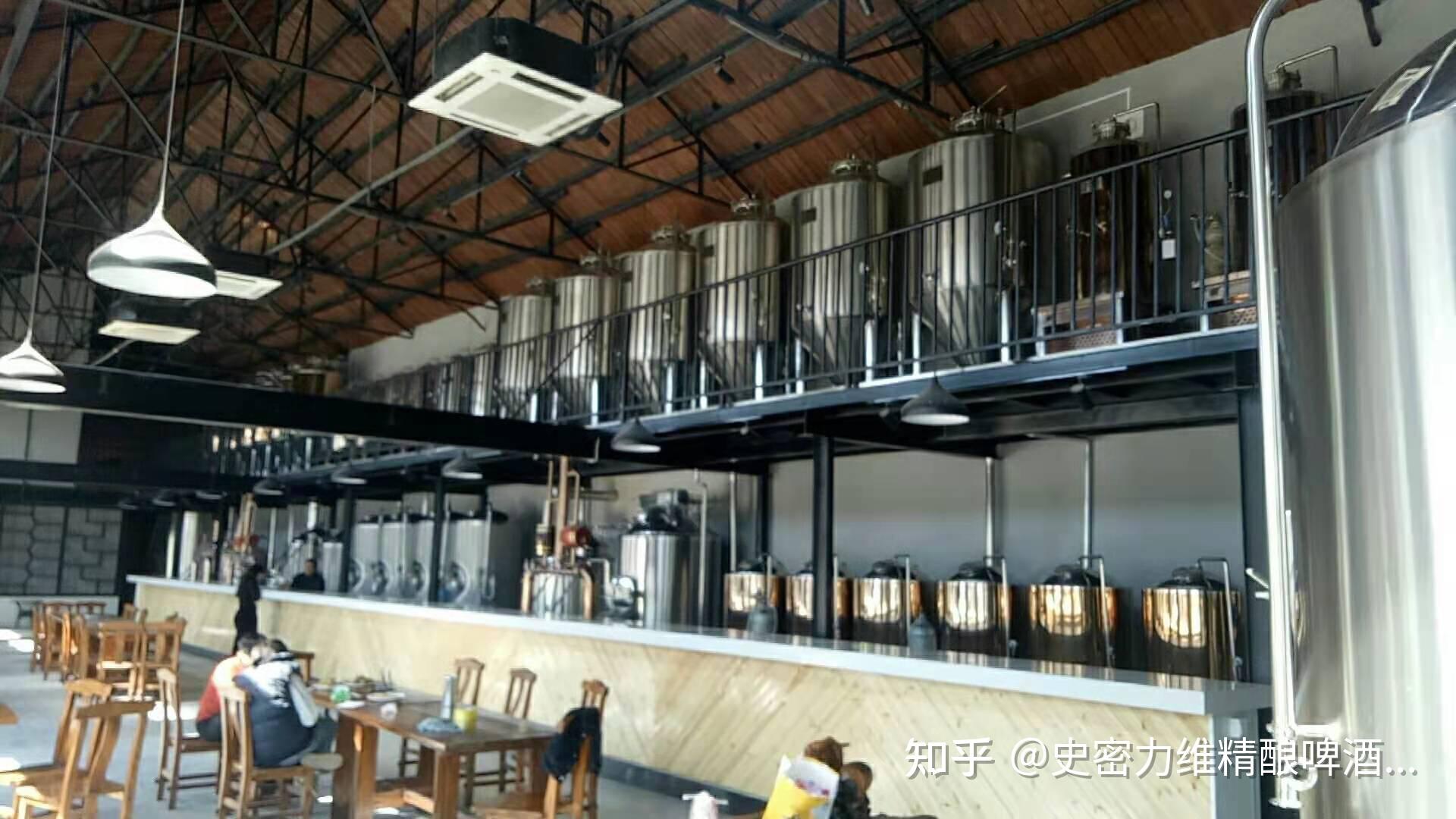 适用于酒吧酒馆精酿酒坊的一套精酿啤酒设备日产2000升啤酒设备