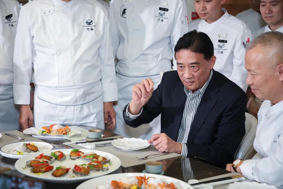 "粤菜教头"林振国:认真是最终的本分!