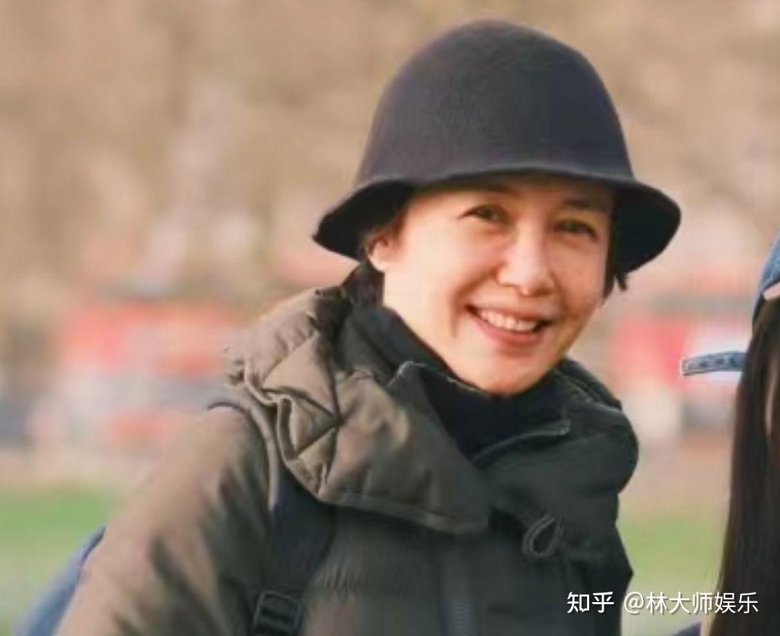 蒋雯丽 