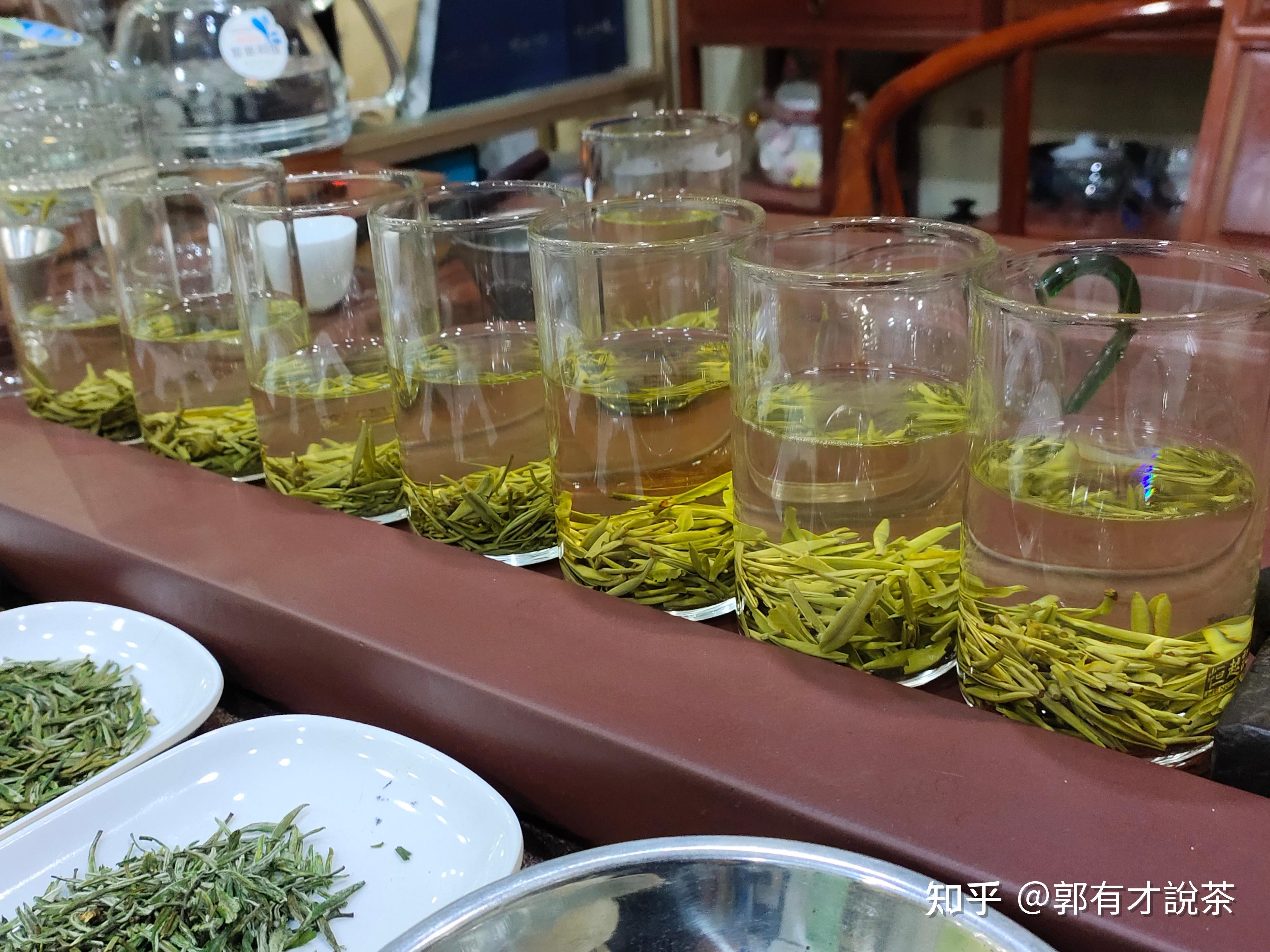 也很本分,货真价实,也不会满嘴跑火车乱说,比如茶农王大鹏,懂茶帝之类